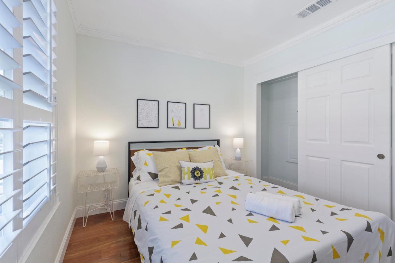 @ Marbella Lane - Buckingham Place Laundry + P 퍼시피카 외부 사진