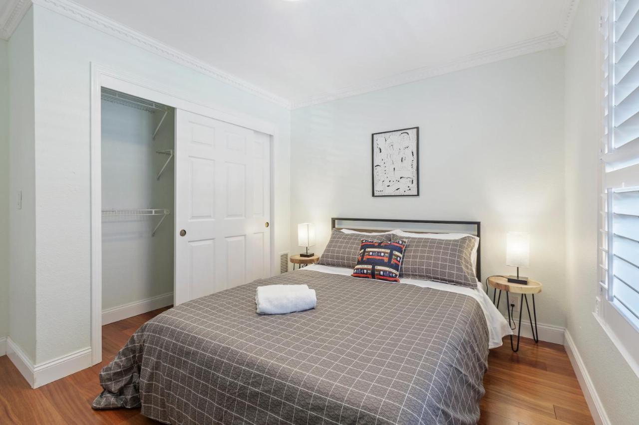 @ Marbella Lane - Buckingham Place Laundry + P 퍼시피카 외부 사진